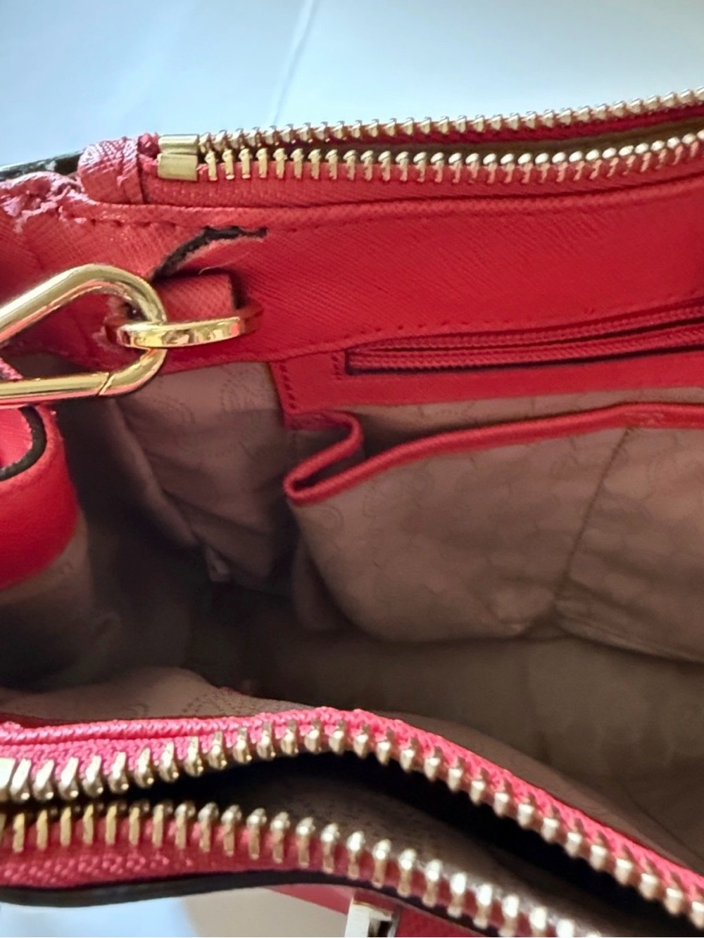 MICHAEL KORS Red/Pink Saffiano Satchel with Gold Hardware - Picture 3 of 12